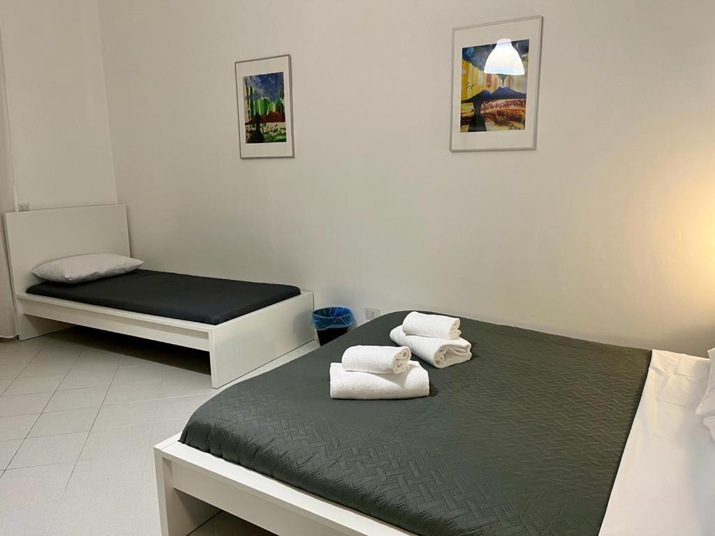 Pop Santa Chiara Bed & Breakfast Napoli Ngoại thất bức ảnh