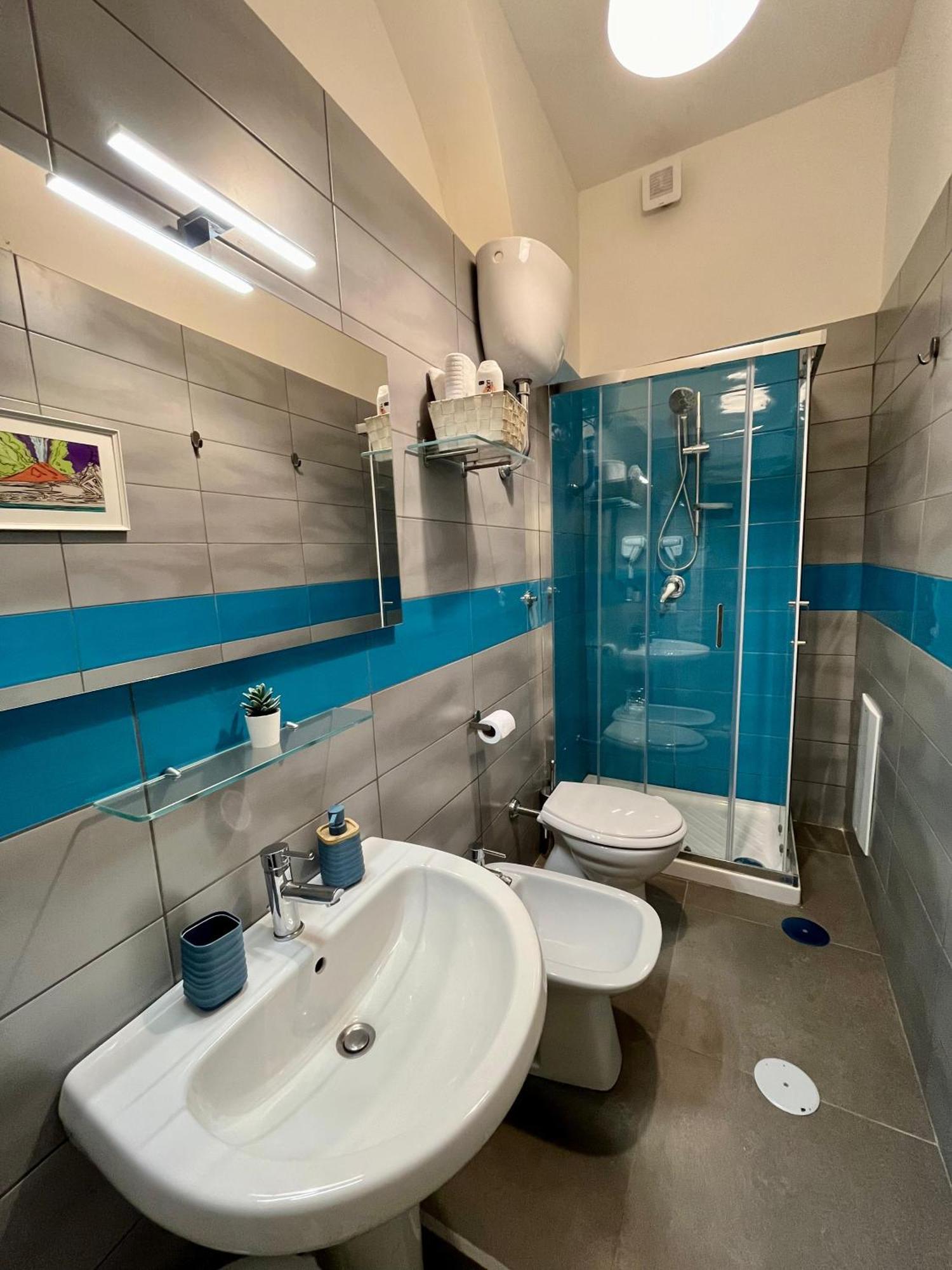 Pop Santa Chiara Bed & Breakfast Napoli Ngoại thất bức ảnh