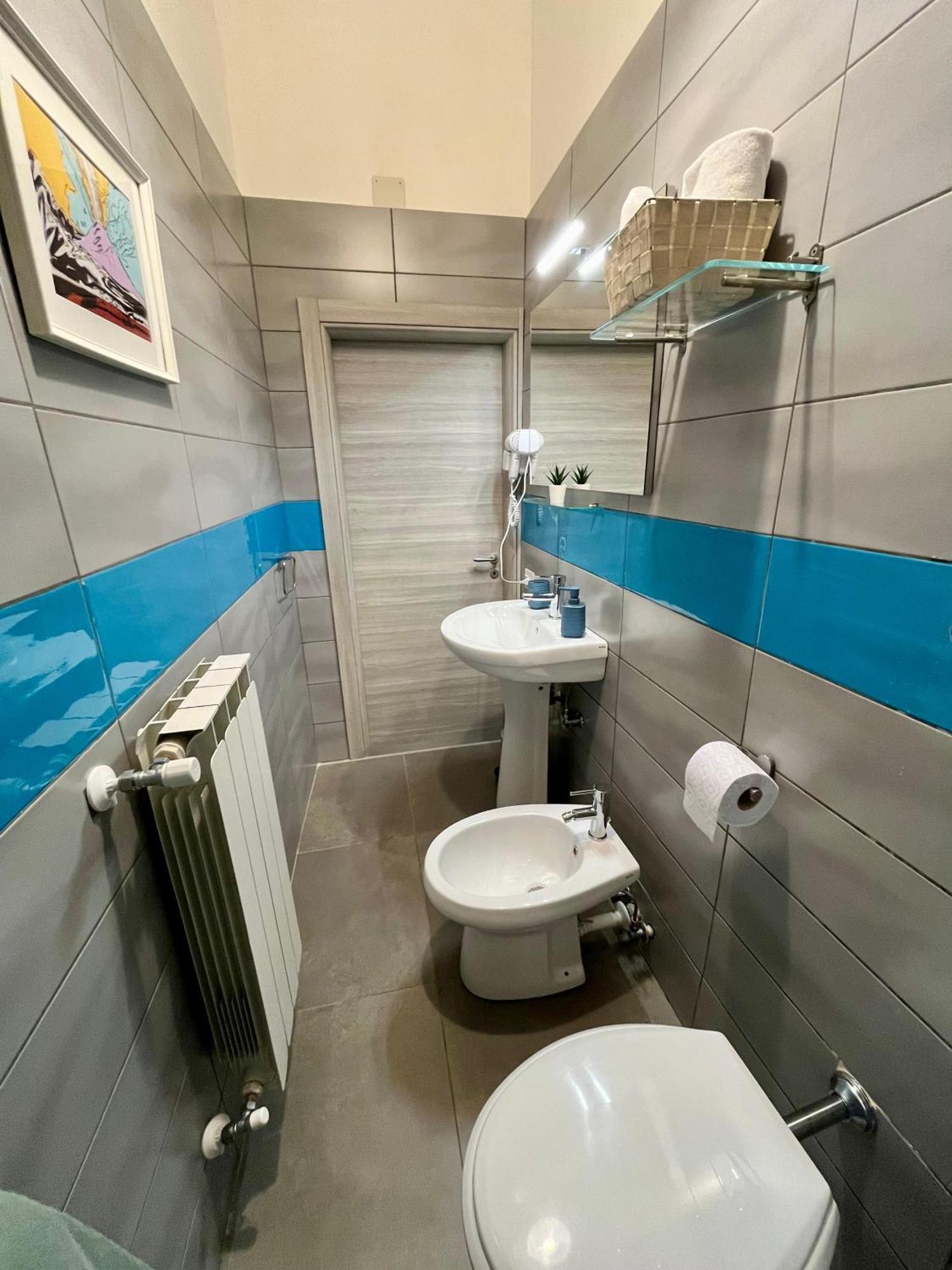 Pop Santa Chiara Bed & Breakfast Napoli Ngoại thất bức ảnh